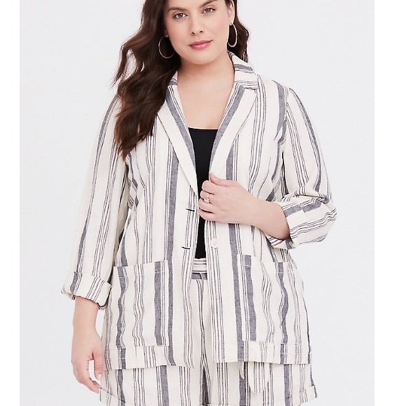 TORRID black and cream striped linen blazer!! - Picture 2 of 8
